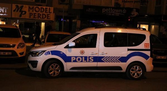 Soma’da görev yapan Öğretim Görevlisi İzmir’de silahlı saldırıda öldürüldü