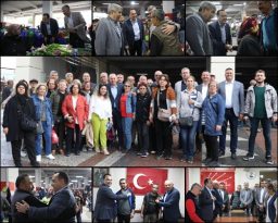Başkan Dutlulu Soma halkı ile kucaklaştı