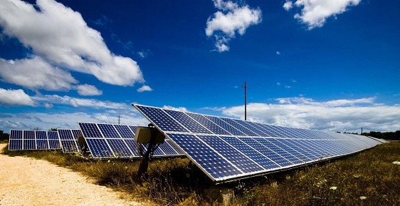 TKİ’NİN İLK GÜNEŞ ENERJİSİ SANTRALİ SOMA’DA KURULDU