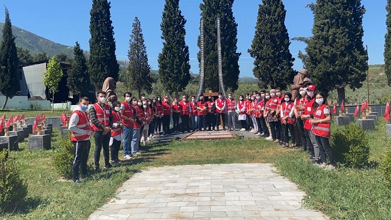 Türk kızılayı Sofraları şenlendirdi