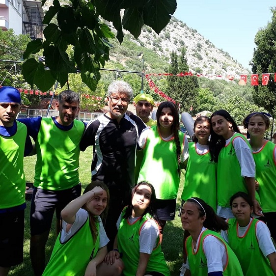 Survivor parkurunda Zafer kızları yarıştı